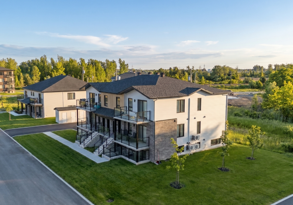 Immeuble du 135 rue Bonin, Groupe Oval